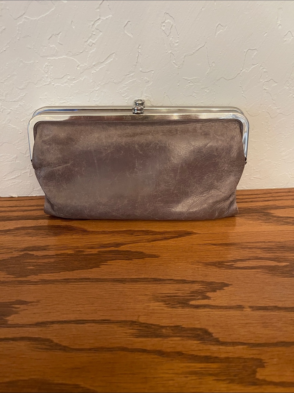 HOBO LAUREN CLUTCH WALLET DISTRESSED GRAY